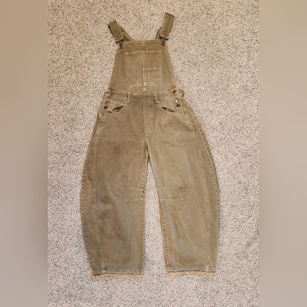 We The Free Good Luck Barrel Overalls size M